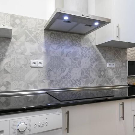 Apartamentos Plaza De Pedro Zerolo I Madrid Exterior foto